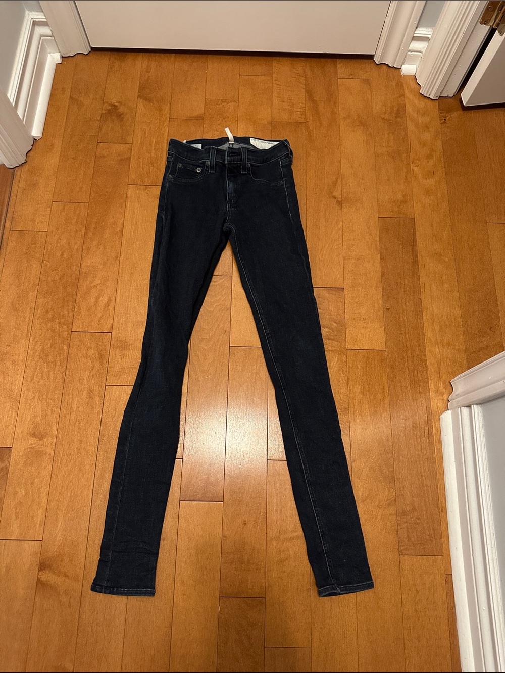 Women’s Rag & Bone Black Skinny Jeans